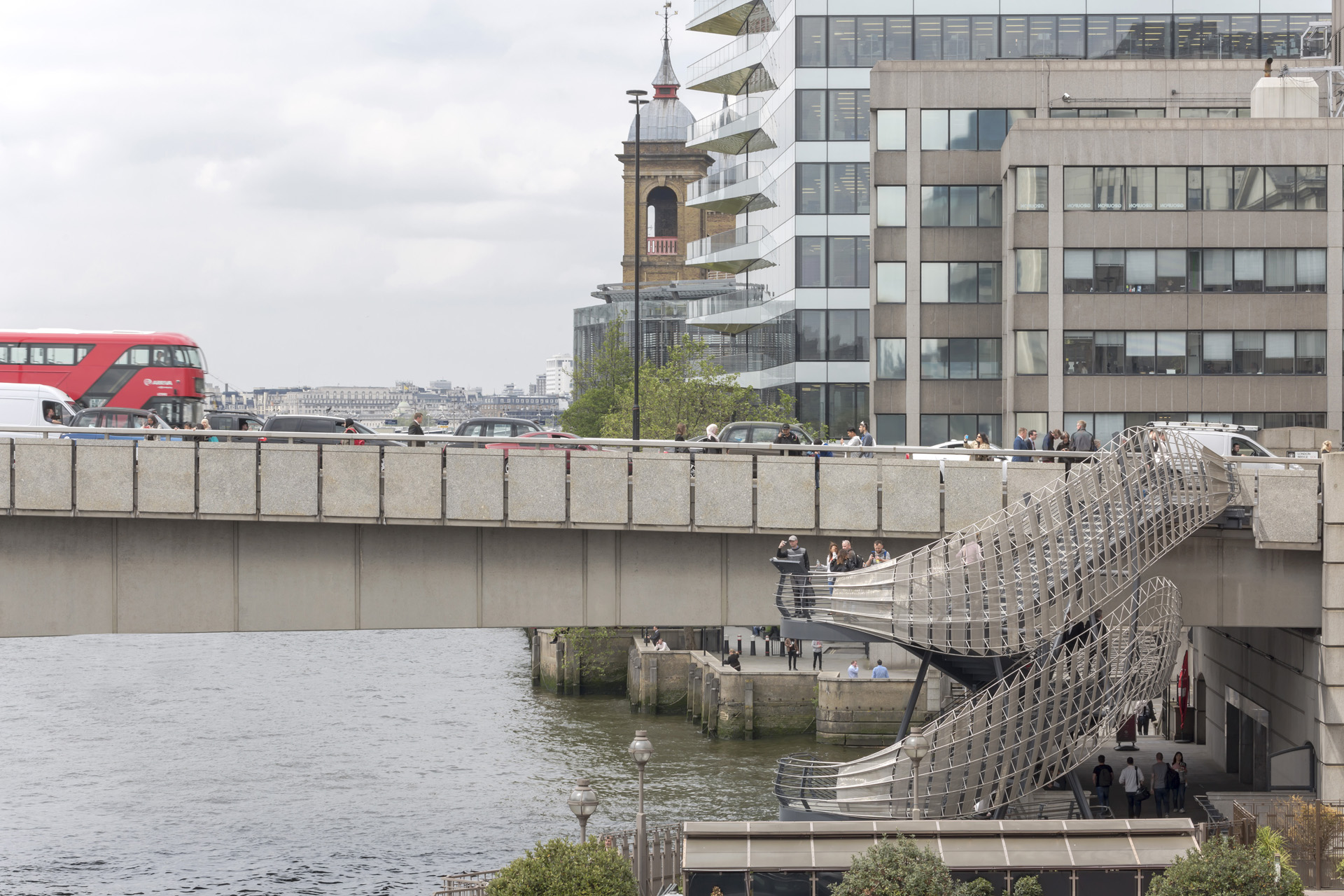 london bridge staircase 13